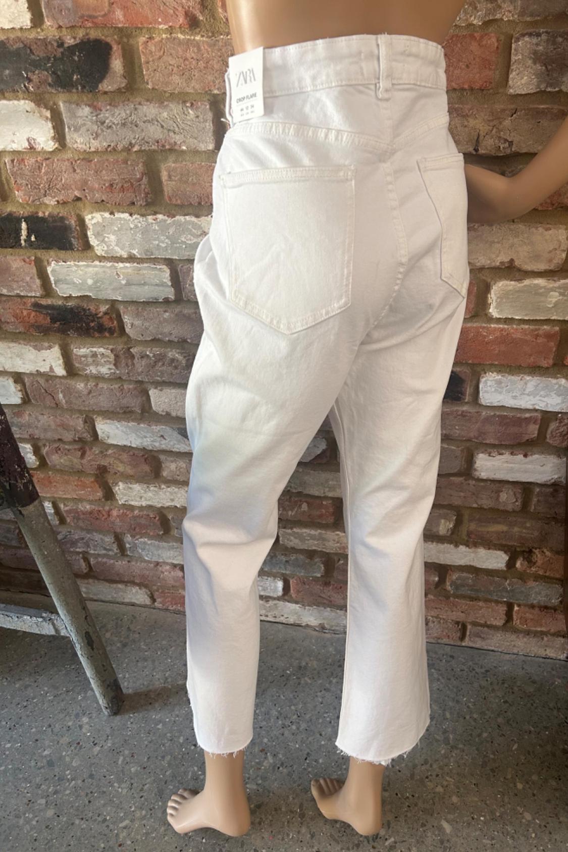 CROPPED FLARE MID-RISE JEANS - Image 3