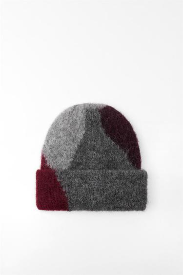 ALPACA PRINT BEANIE - Burgundy by Zara