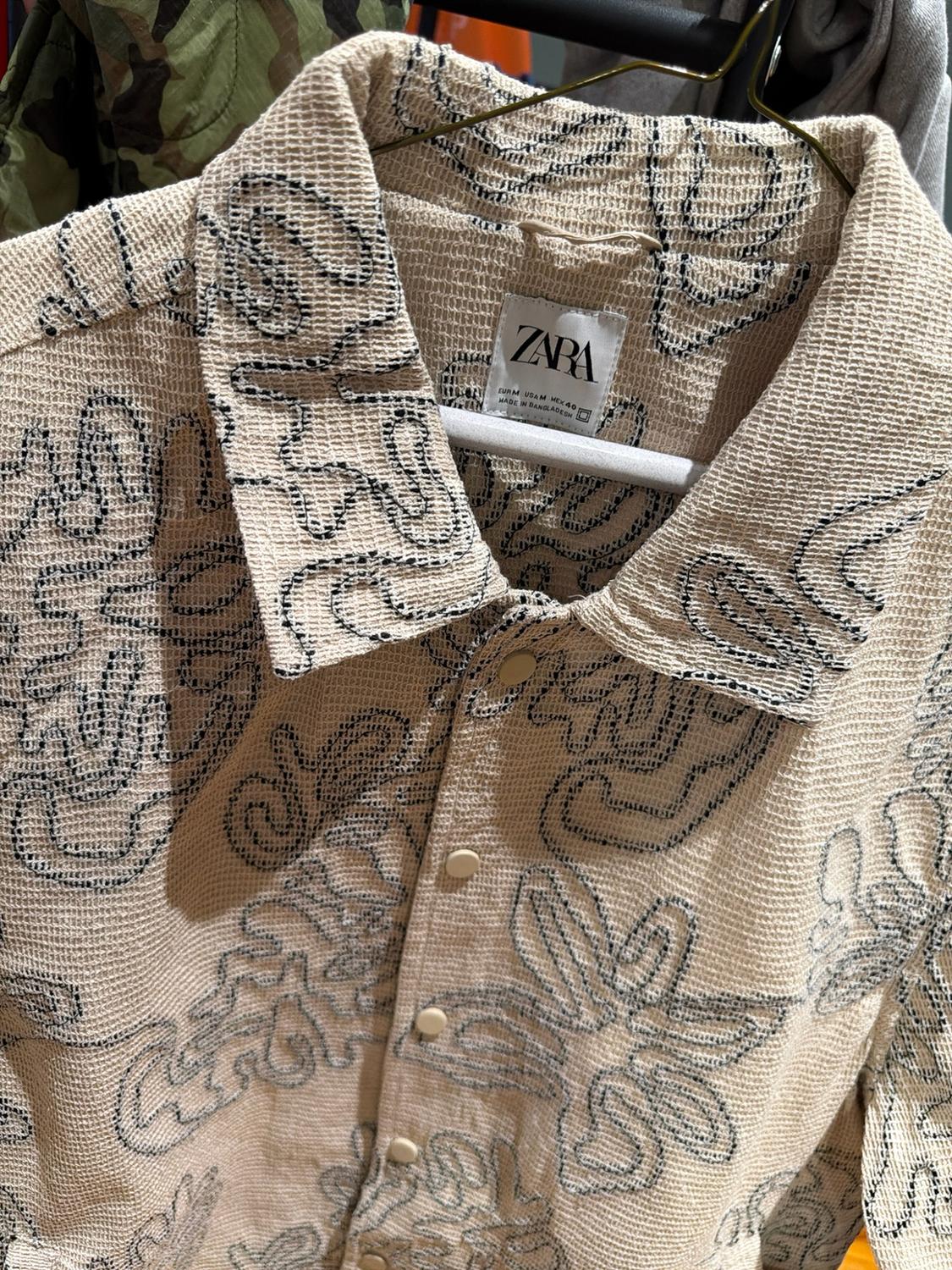 FLORAL EMBROIDERED JACKET - Image 4