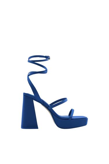 STRAPPY CHUNKY PLATFORM HEELED SANDALS
