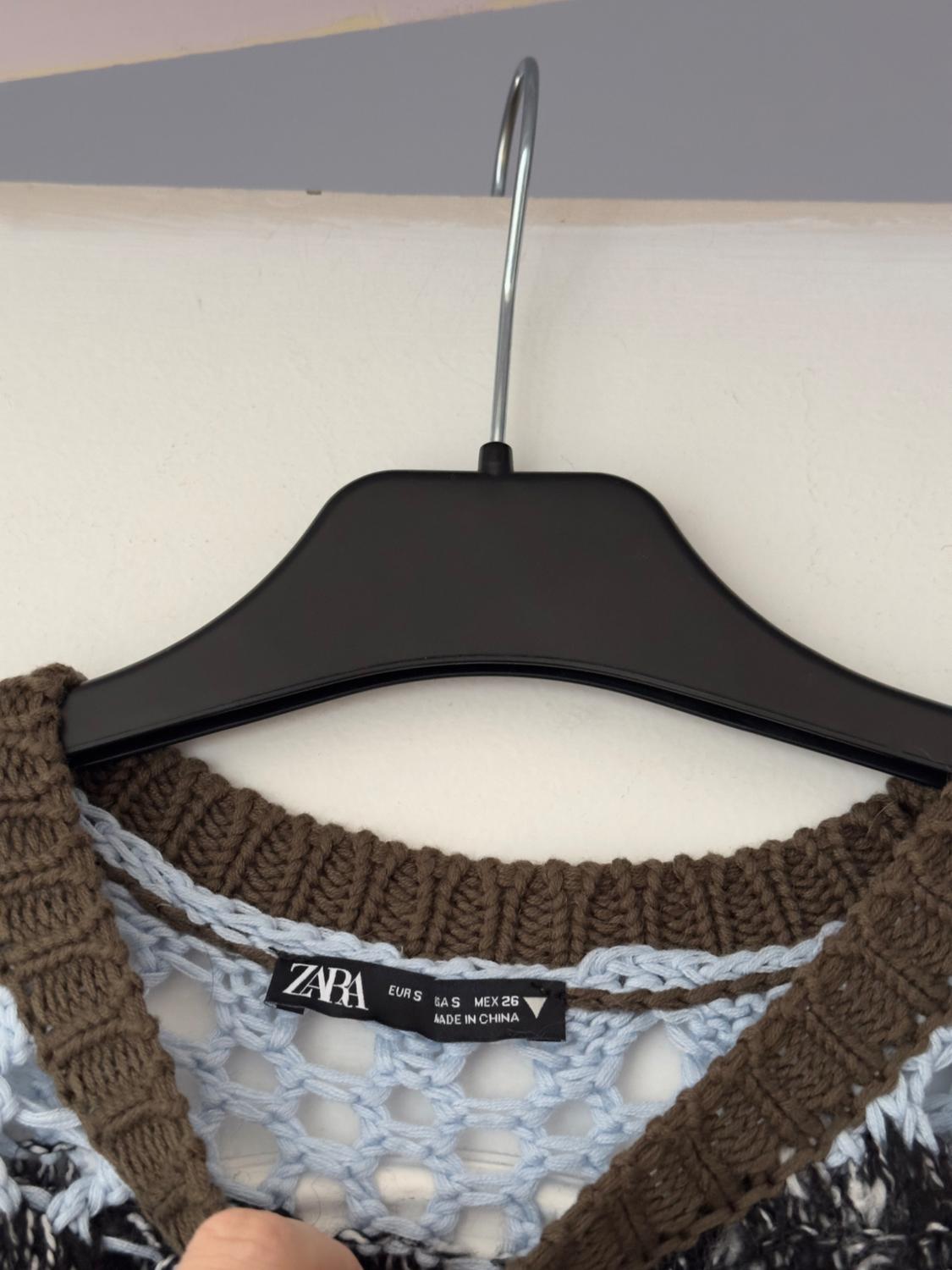 LACE CONTRAST TOP - Image 2