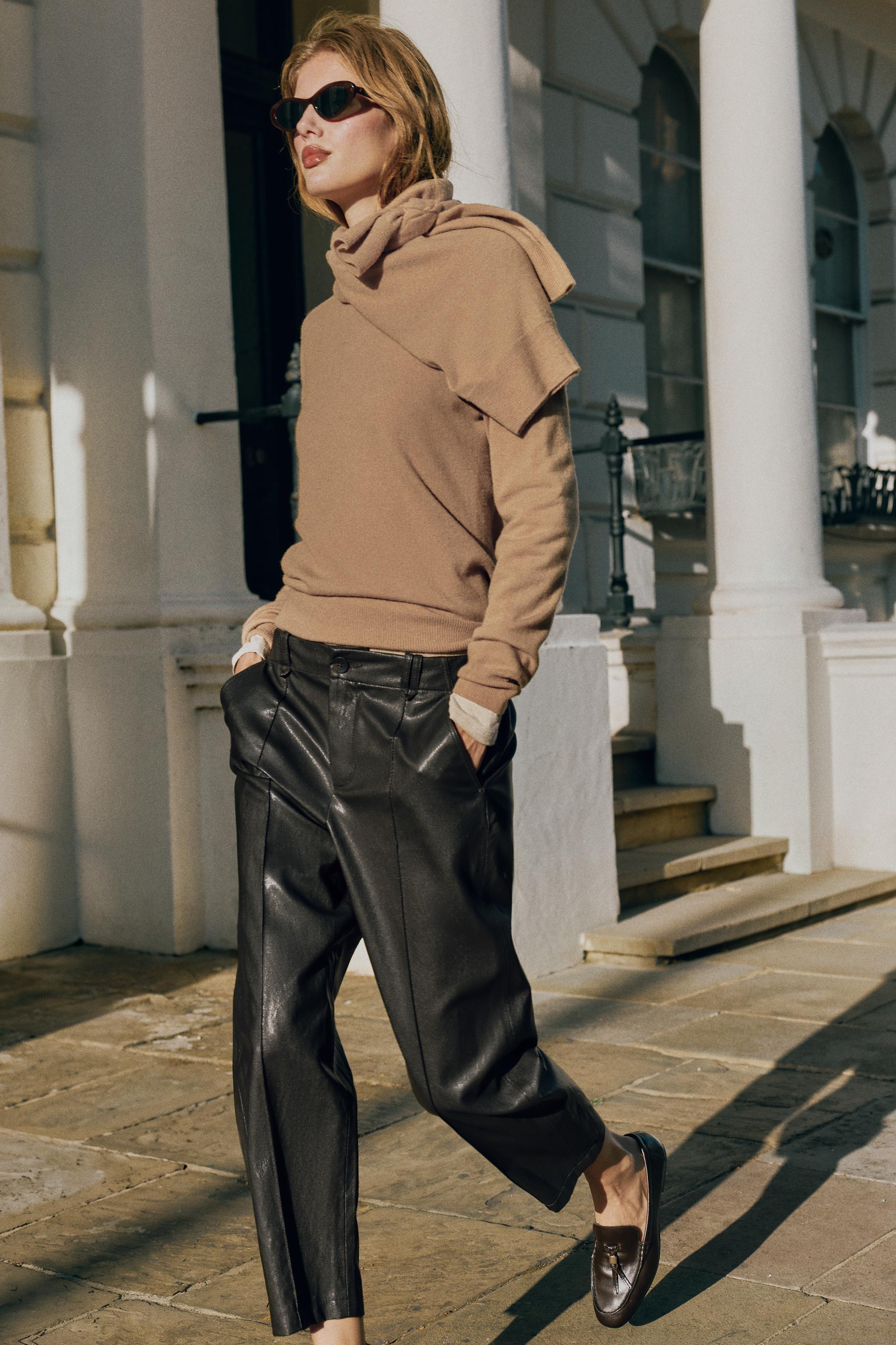PANTALON À NERVURE MATIÈRE SYNTHÉTIQUE