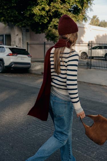 PULL EN MAILLE À RAYURES - Sable / Bleu de Zara - Image 5
