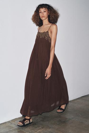 GAUN PANJANG BORDIRAN ZW COLLECTION - Cokelat dari Zara