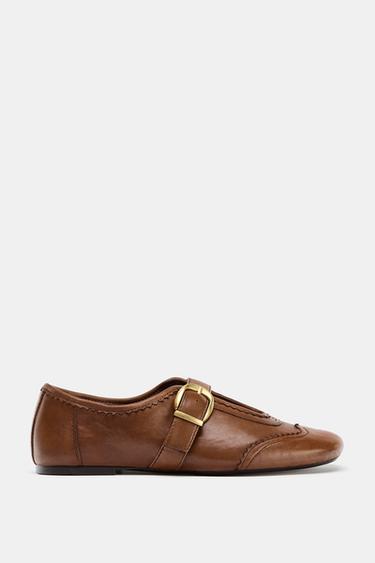 Zara LEATHER BUCKLE BALLET FLATS WITH PERFORATIONS - Brown