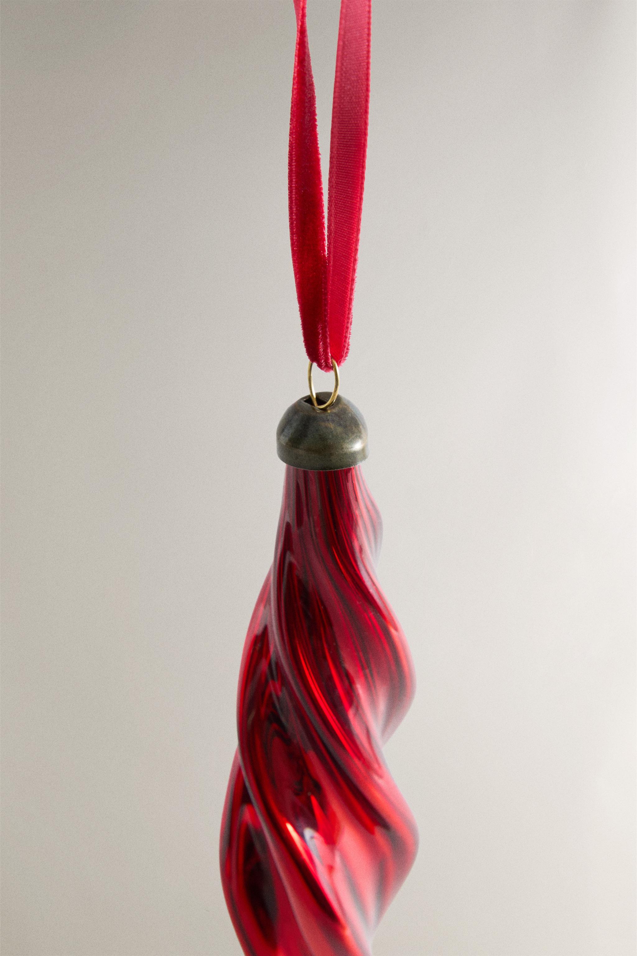 ELONGATED SPIRAL CHRISTMAS TREE ORNAMENT