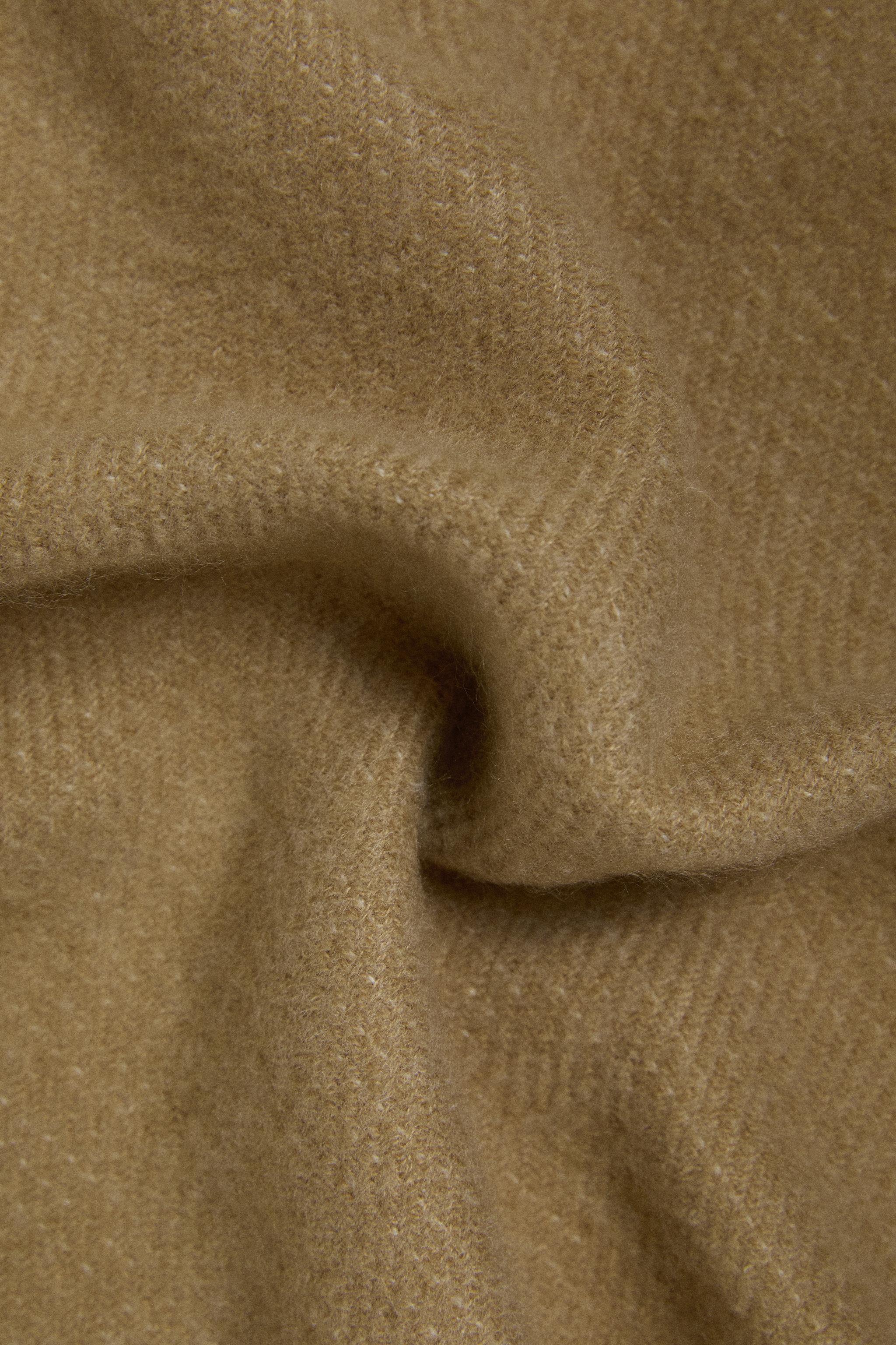 SOFT FRINGED BLANKET — Light beige