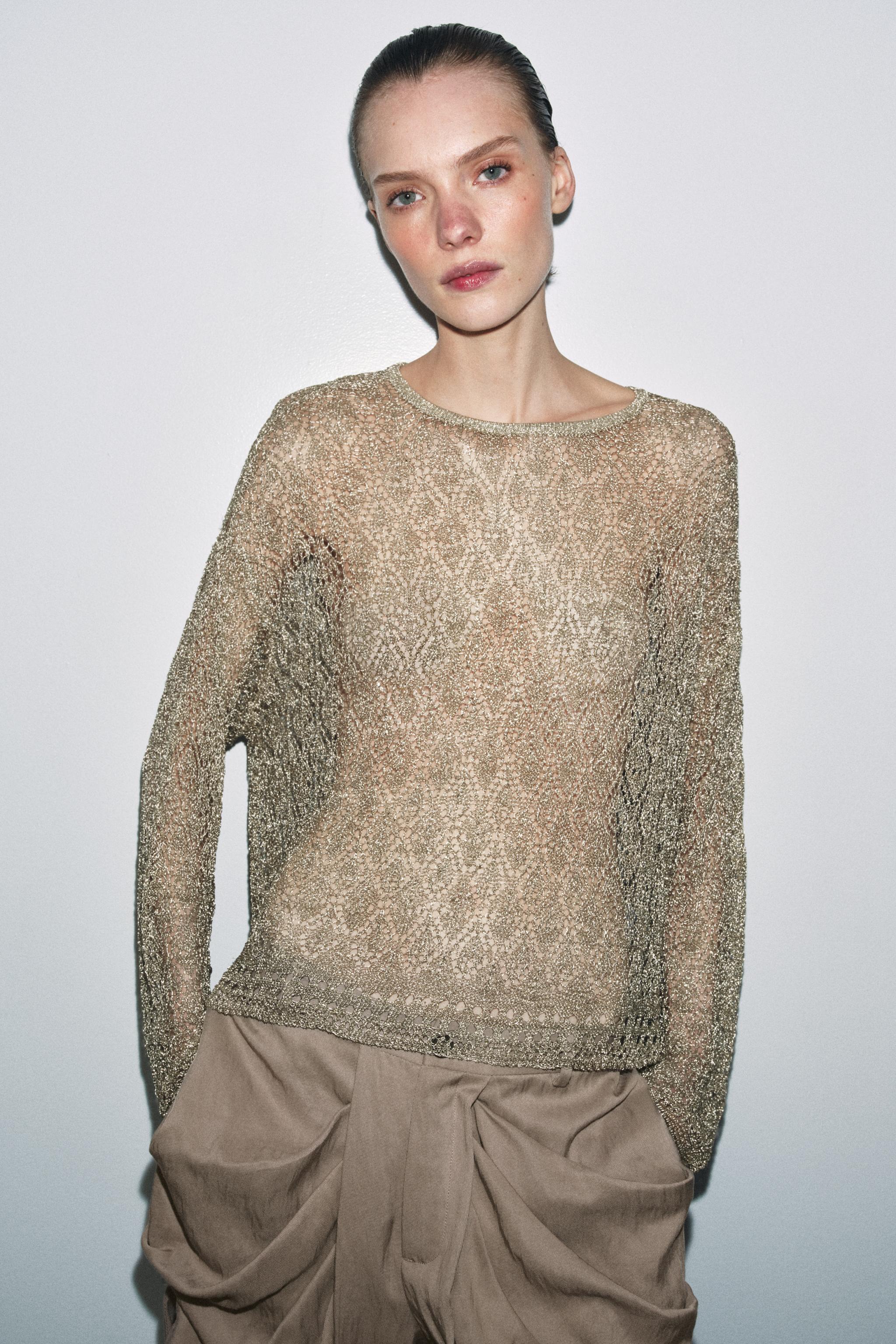 PULL EN MAILLE POINTELLE À FIL MÉTALLISÉ