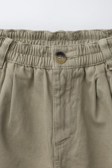 SHORT À PINCES - Kaki de Zara - Image 2