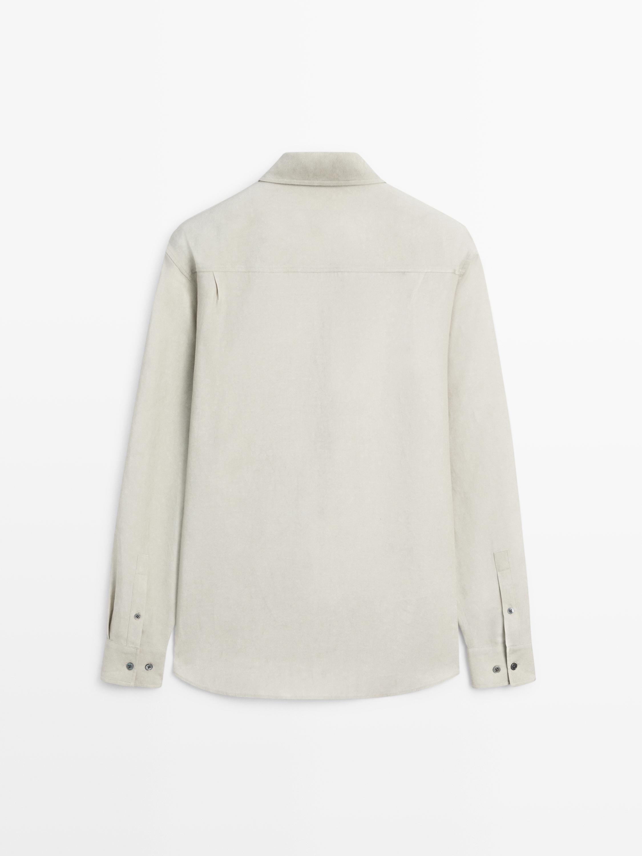 Flowing shirt with pocket