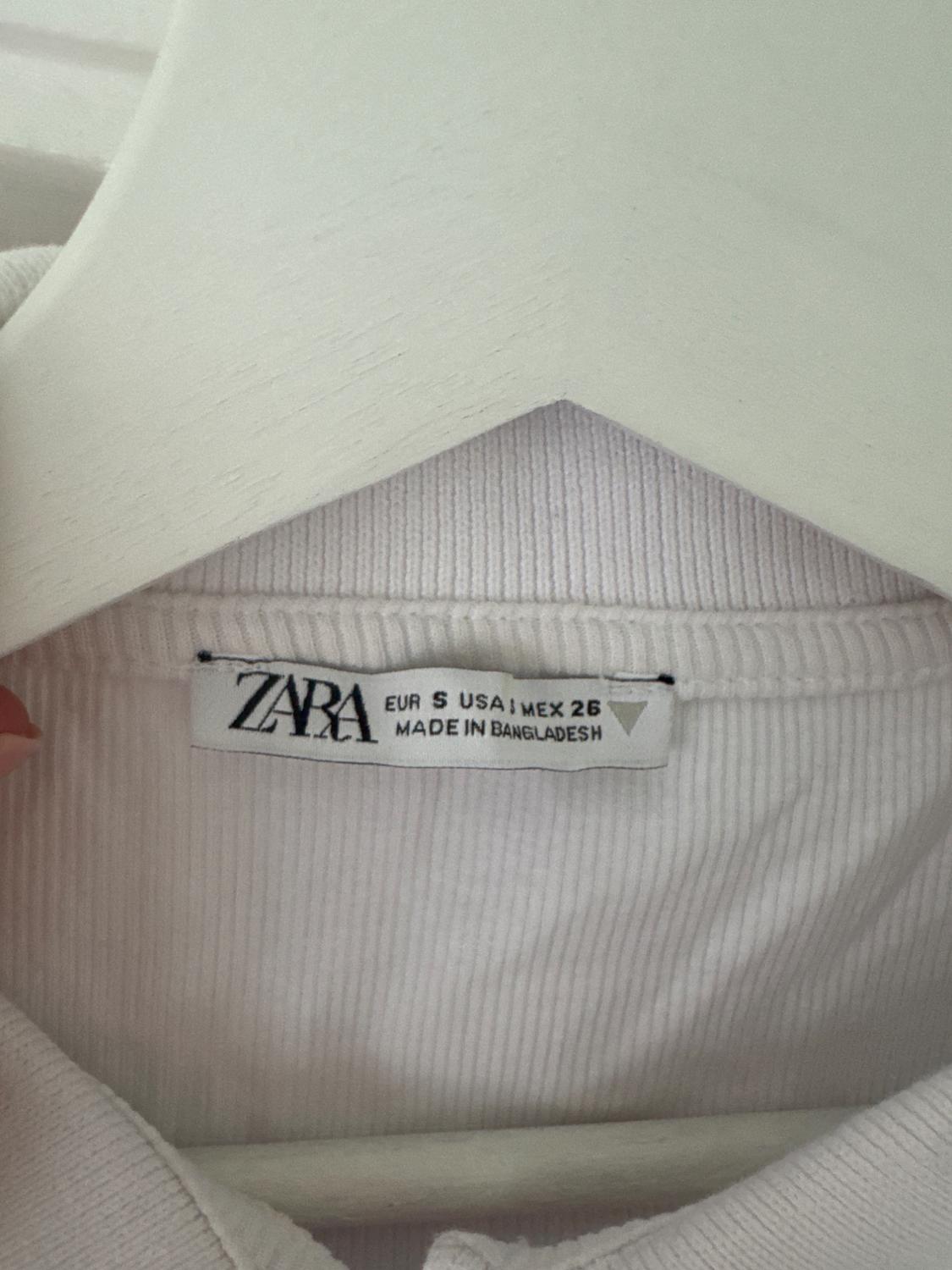 RIBBED POLO SHIRT WITH GATHERED DETAIL - Image 4