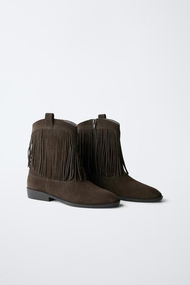 LEATHER COWBOY ANKLE BOOTS WITH FRINGES - بني الخاص بـ Zara