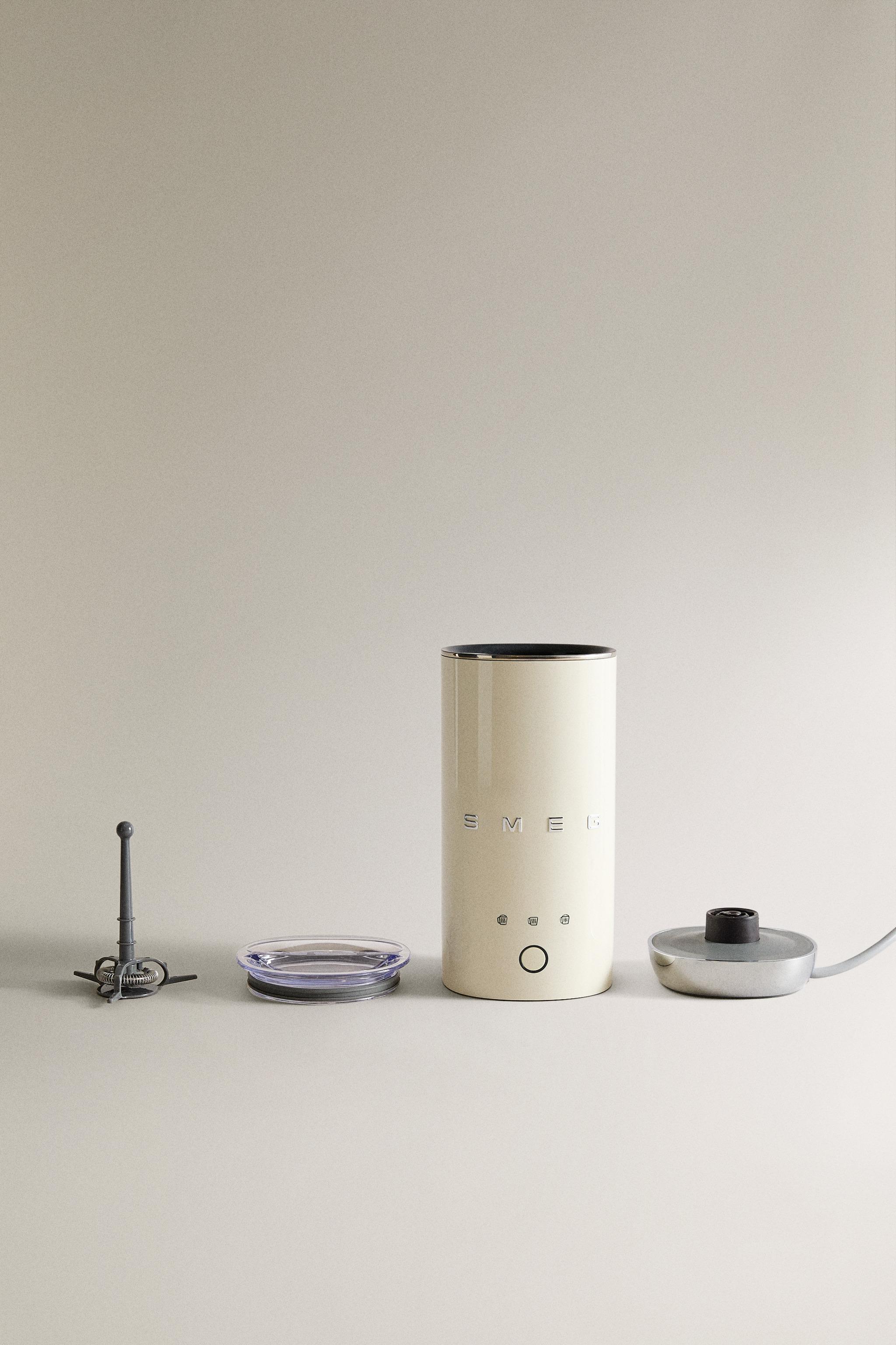 SMEG ELECTRIC MILK FROTHER — Cream