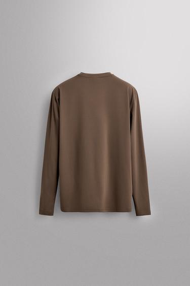 BASIC LONG SLEEVE TECHNICAL T-SHIRT - Brown by Zara - Image 7
