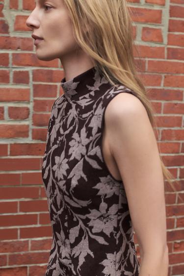 ROBE COURTE EN JACQUARD - Marron de Zara - Image 2