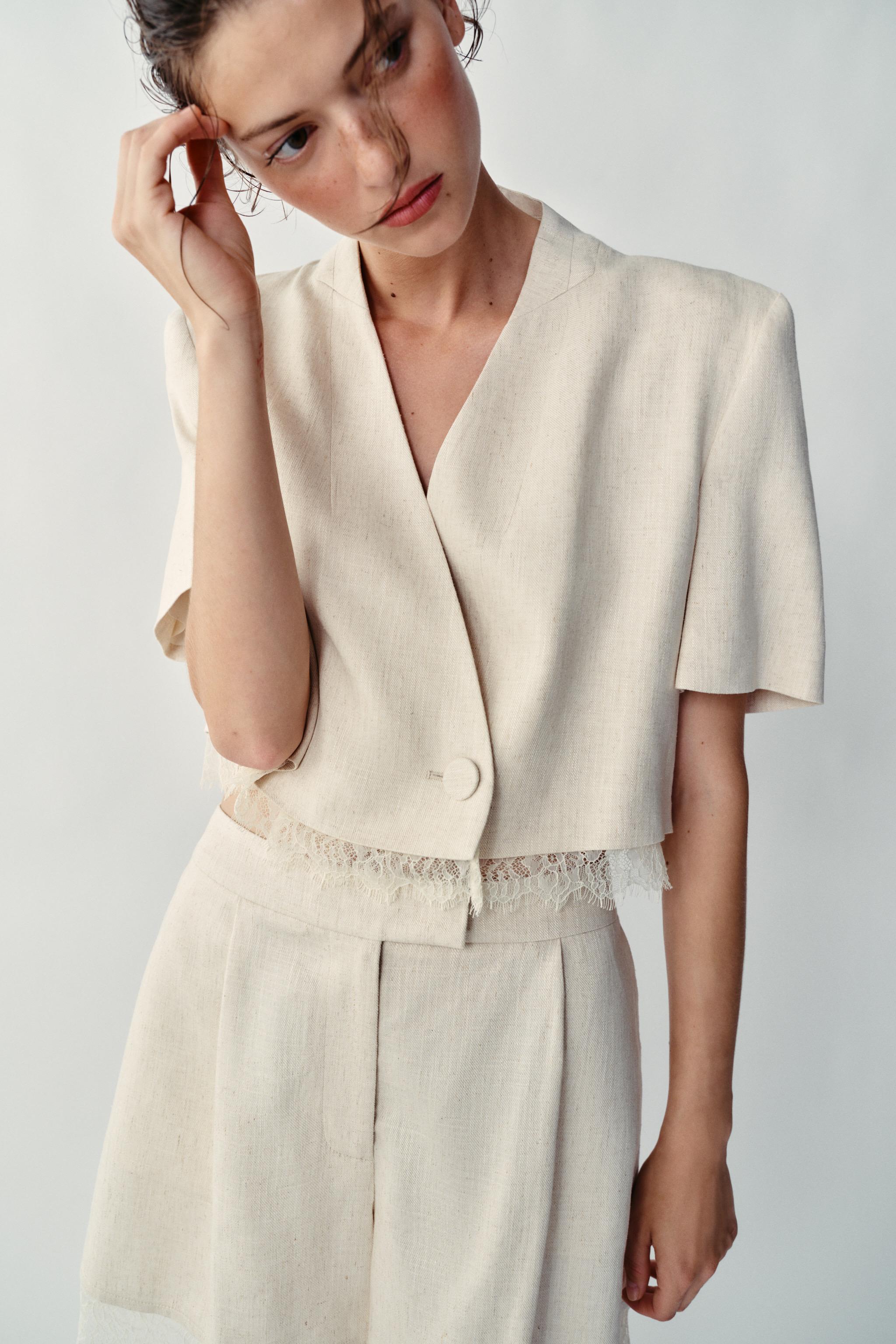 LACE TRIM CROPPED BLAZER — Light beige
