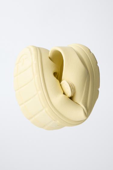 SANDALES STYLE PLAGE PIEDS NUS - Jaune de Zara - Image 2