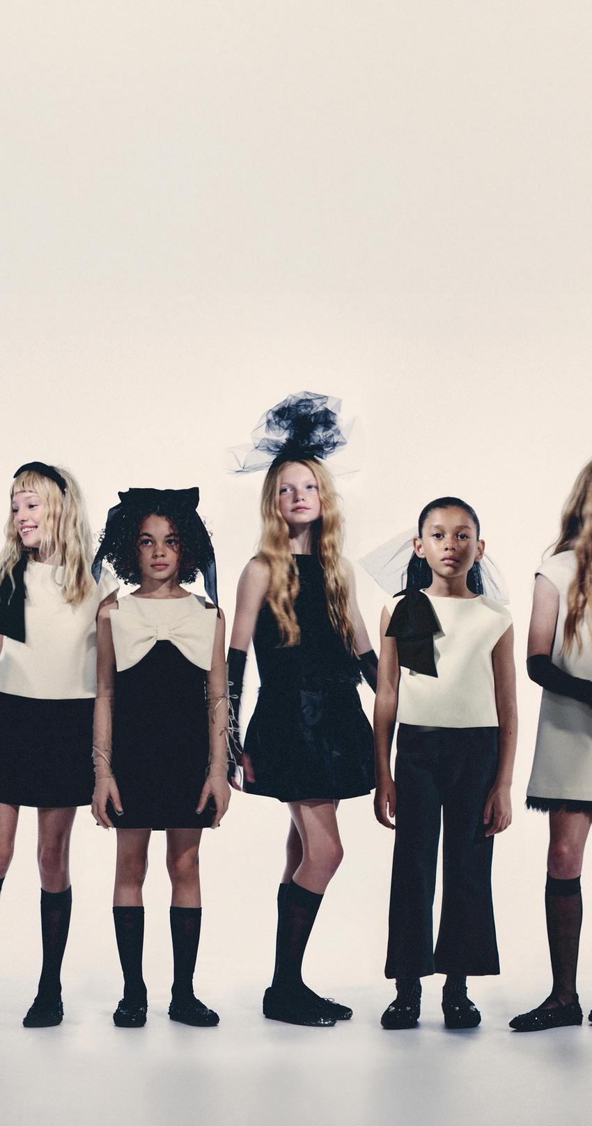 Әйелдің анальдік секс кезінде өзін ұрып-соғуы түсірілген видео Әйелімнің мөлдір юбкалары