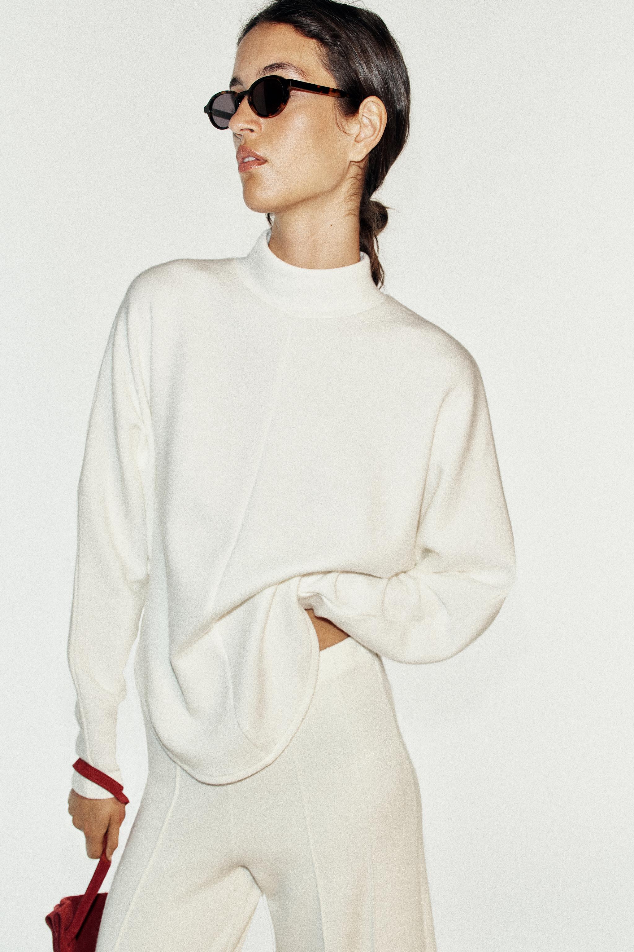 Zara ASİMETRİK SOFT ASKILI TOP görsel 3