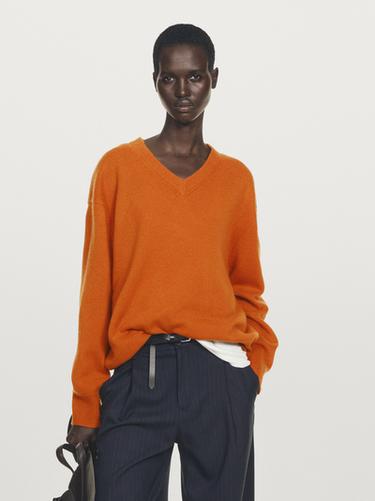 Jersey punto cuello pico 100% cashmere - Naranja de Zara