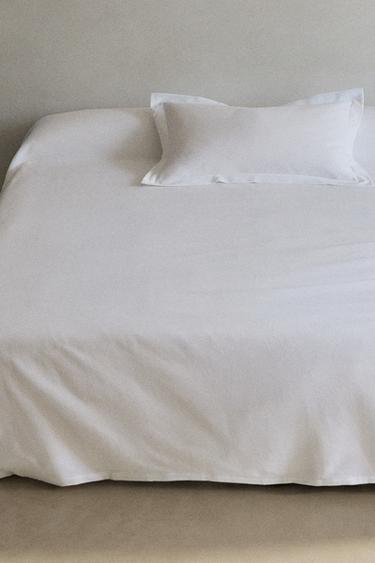 PIQUÉ COTTON BEDSPREAD - White by Zara