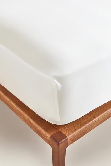 100% MULBERRY SILK FITTED SHEET | 30 CM HIGH - Ecru by Zara - Image 3