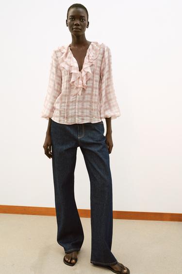 BLOUSE À CARREAUX ET VOLANTS - Roses de Zara
