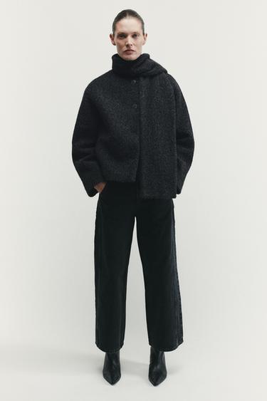 SHORT BOUCLÉ COAT WITH SCARF - Dark grey by Zara