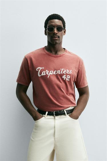 T-SHIRT LAVÉ BRODÉ - Rouge orangé de Zara