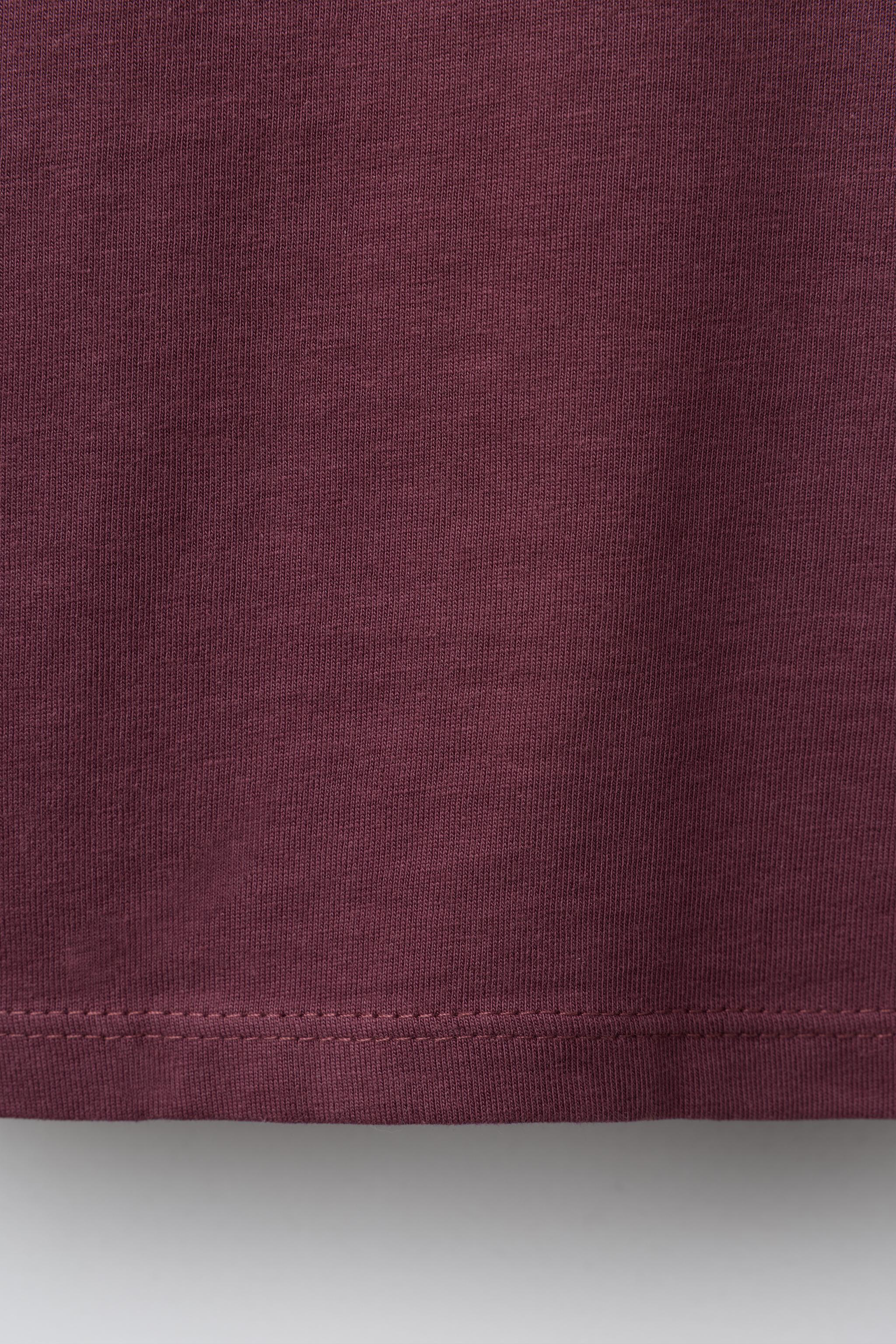 BASIC EMBROIDERED HEART T-SHIRT