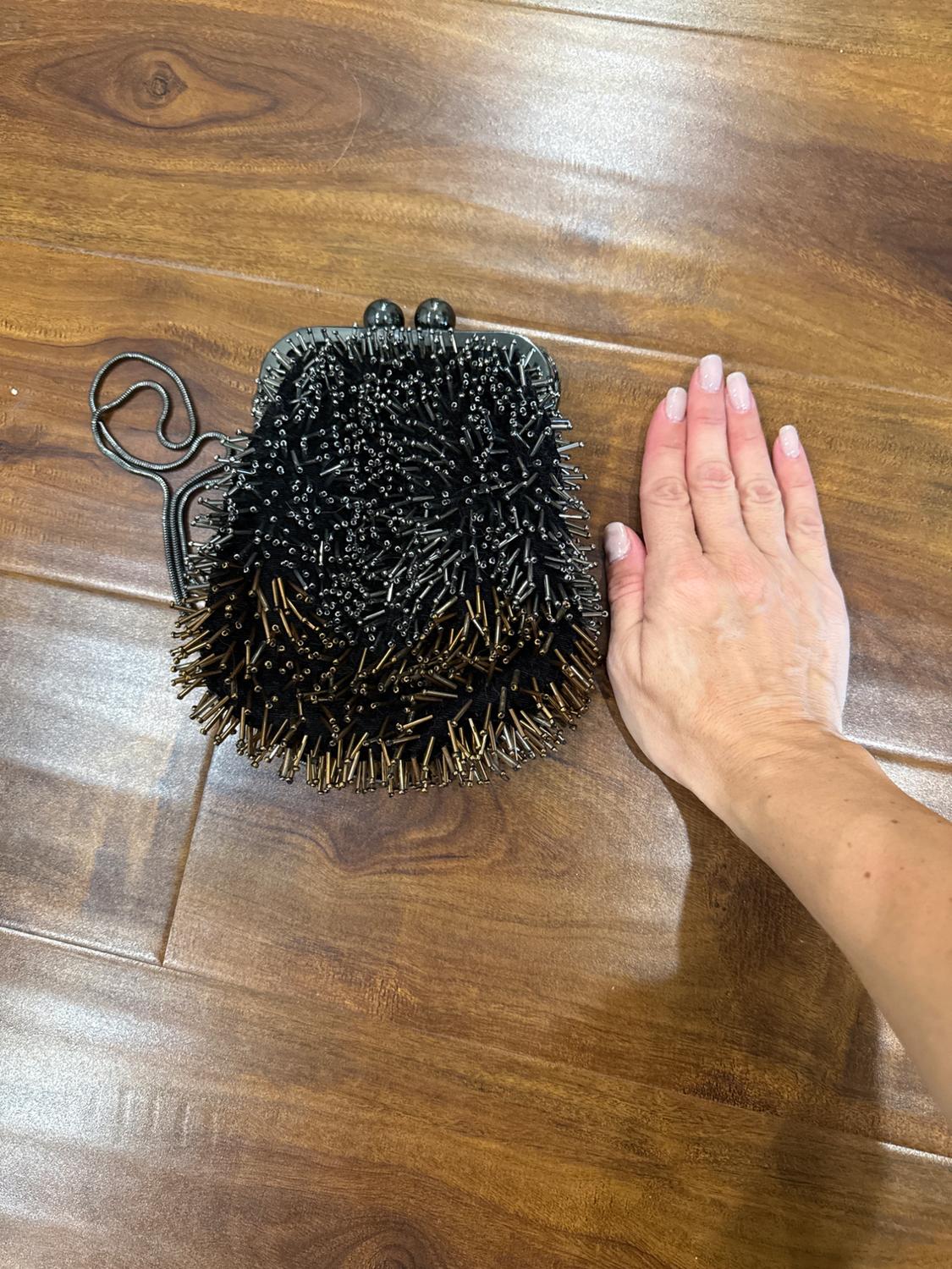 SPIKY CLUTCH/ CROSSBODY - Image 6