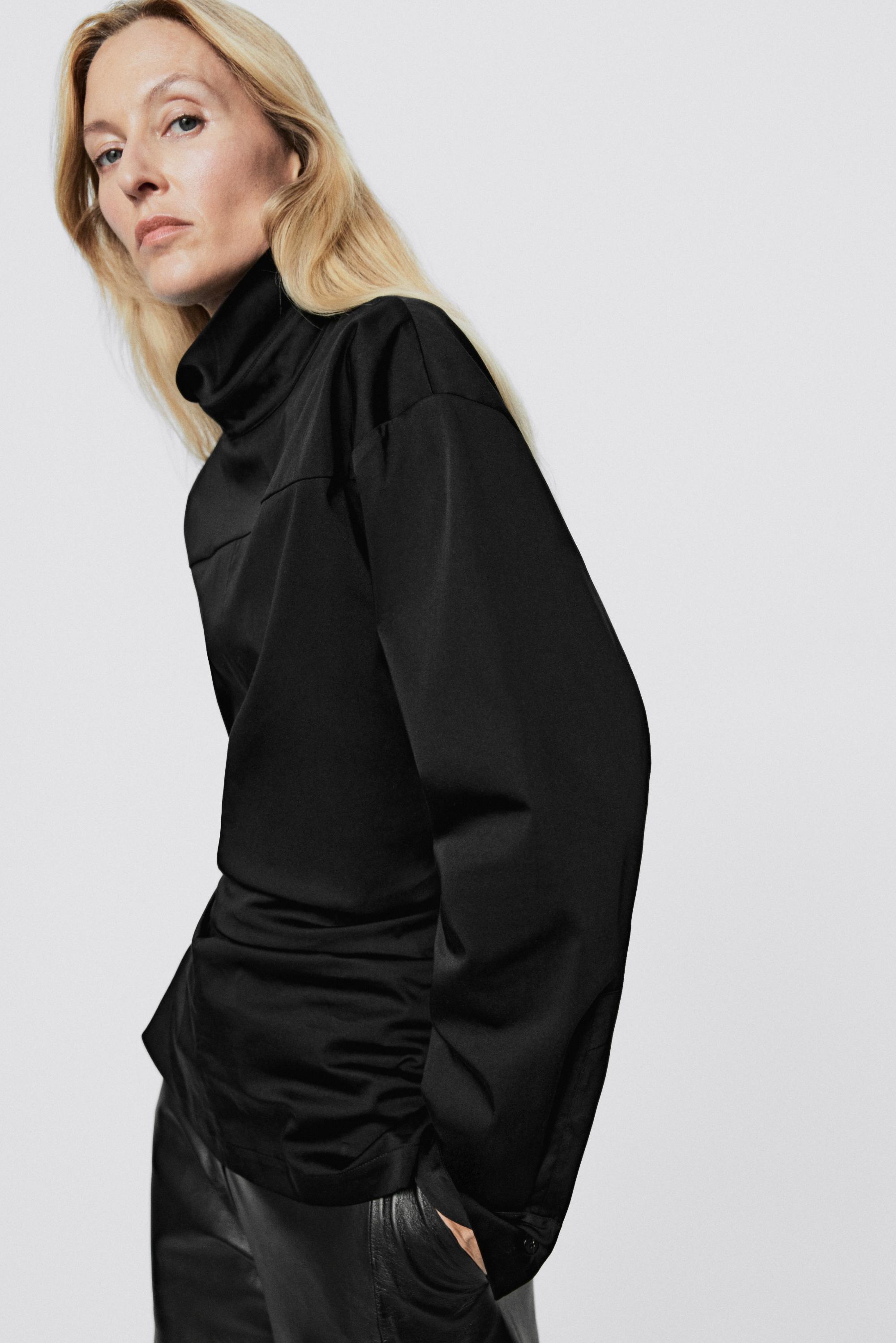 High neck zipper blouse - LIMITED EDITION