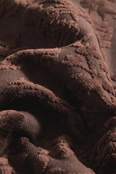 VELOUR JACQUARD BATH TOWEL - Terracotta by Zara - Image 3