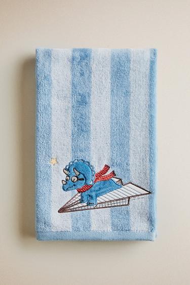 KIDS' DINOSAUR BATH TOWEL - Blue by Zara