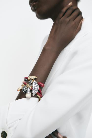 PACK OF 2 CHARM BRACELETS - Burgundy by Zara