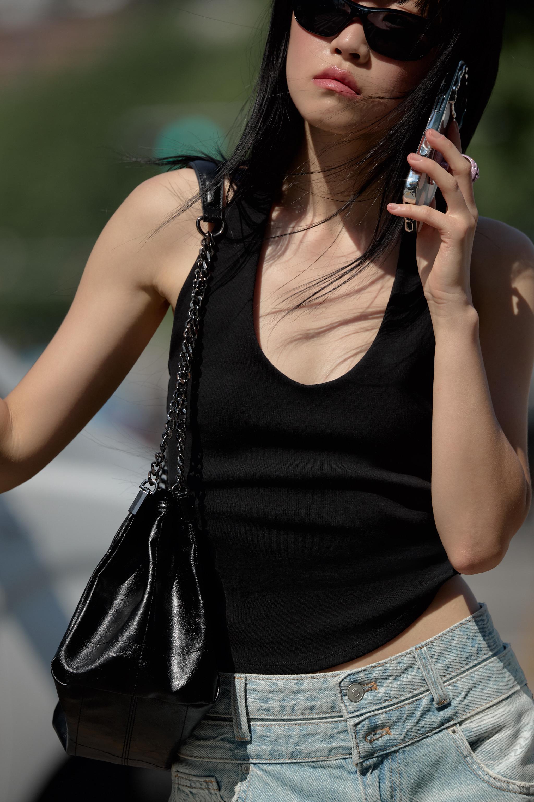 ROUNDED HEM HALTER TOP