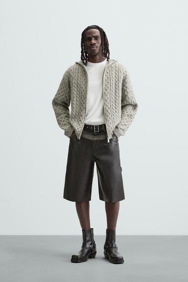 Zara FAUX LEATHER BELTED SHORTS - Black / Brown
