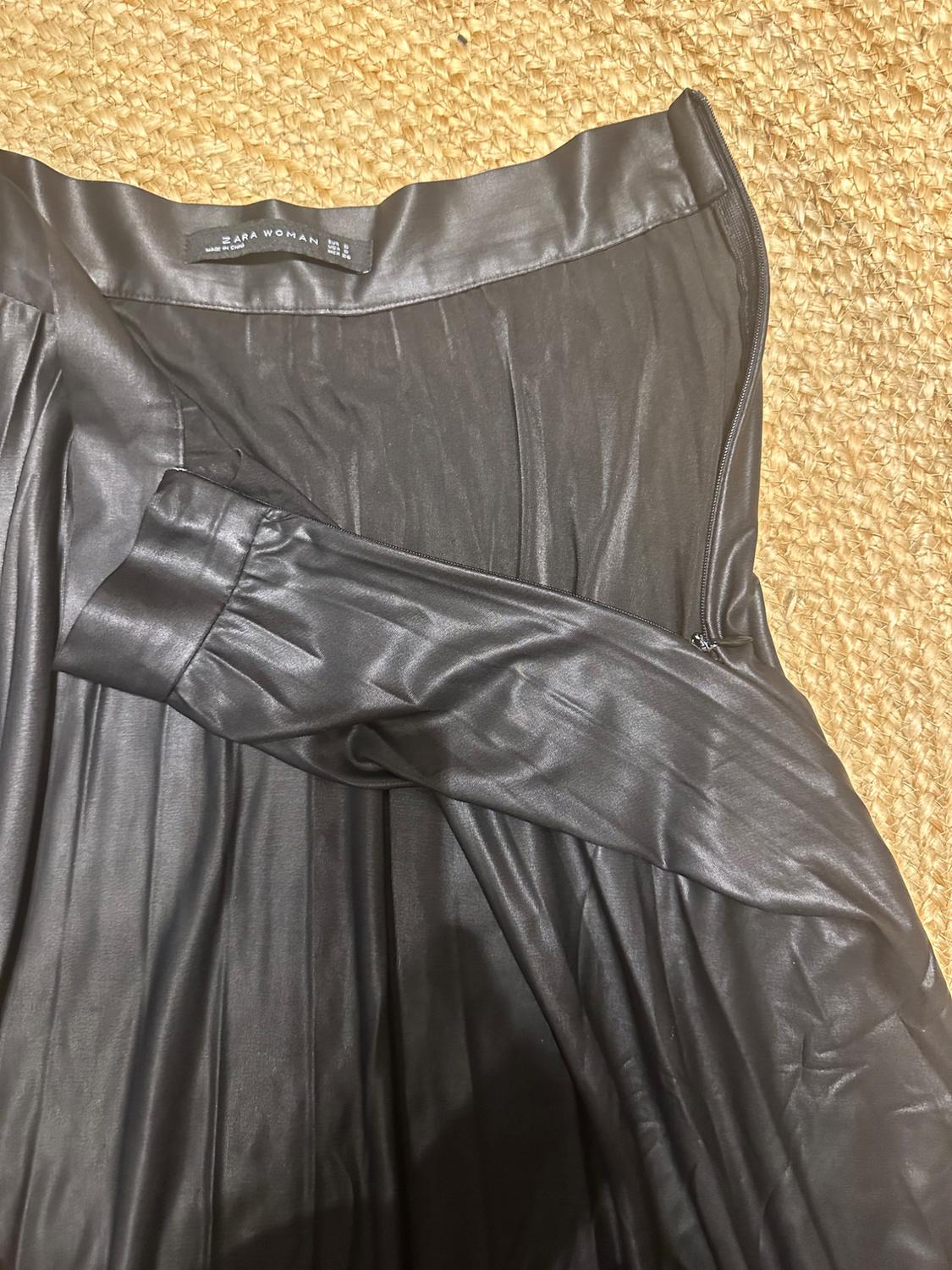 FAUX LEATHER PLEATED SKIRT - Image 2
