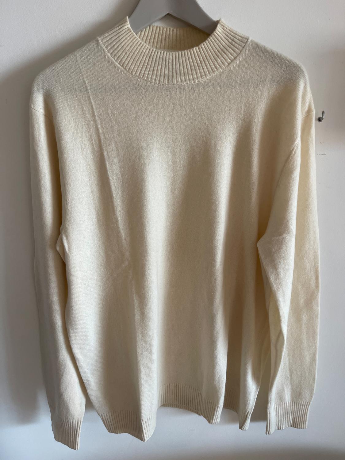 PLAIN KNIT 100% CASHMERE SWEATER