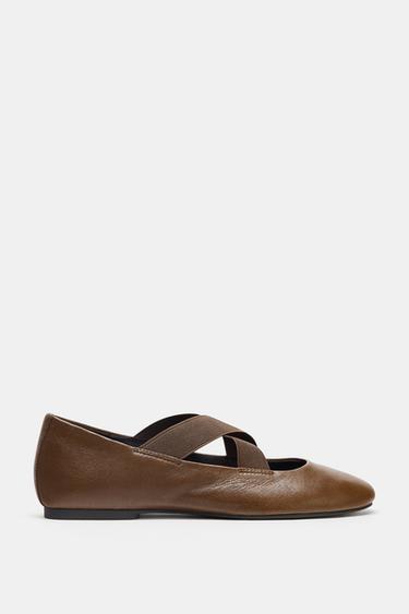 LEATHER BALLERINA SHOES WITH ELASTICATED CROSSOVER STRAPS - Chocolate Brown by Zara