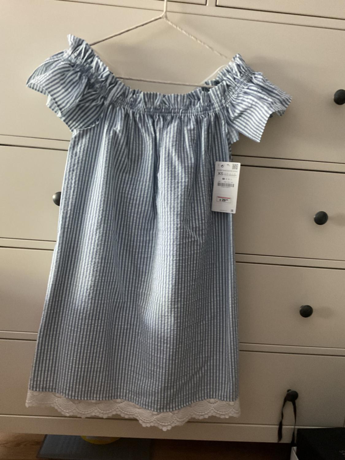 OFF-THE-SHOULDER DRESS