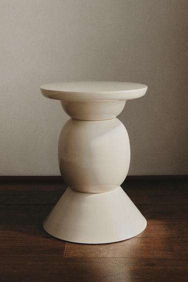 METAL SIDE TABLE - Ecru / Beige by Zara