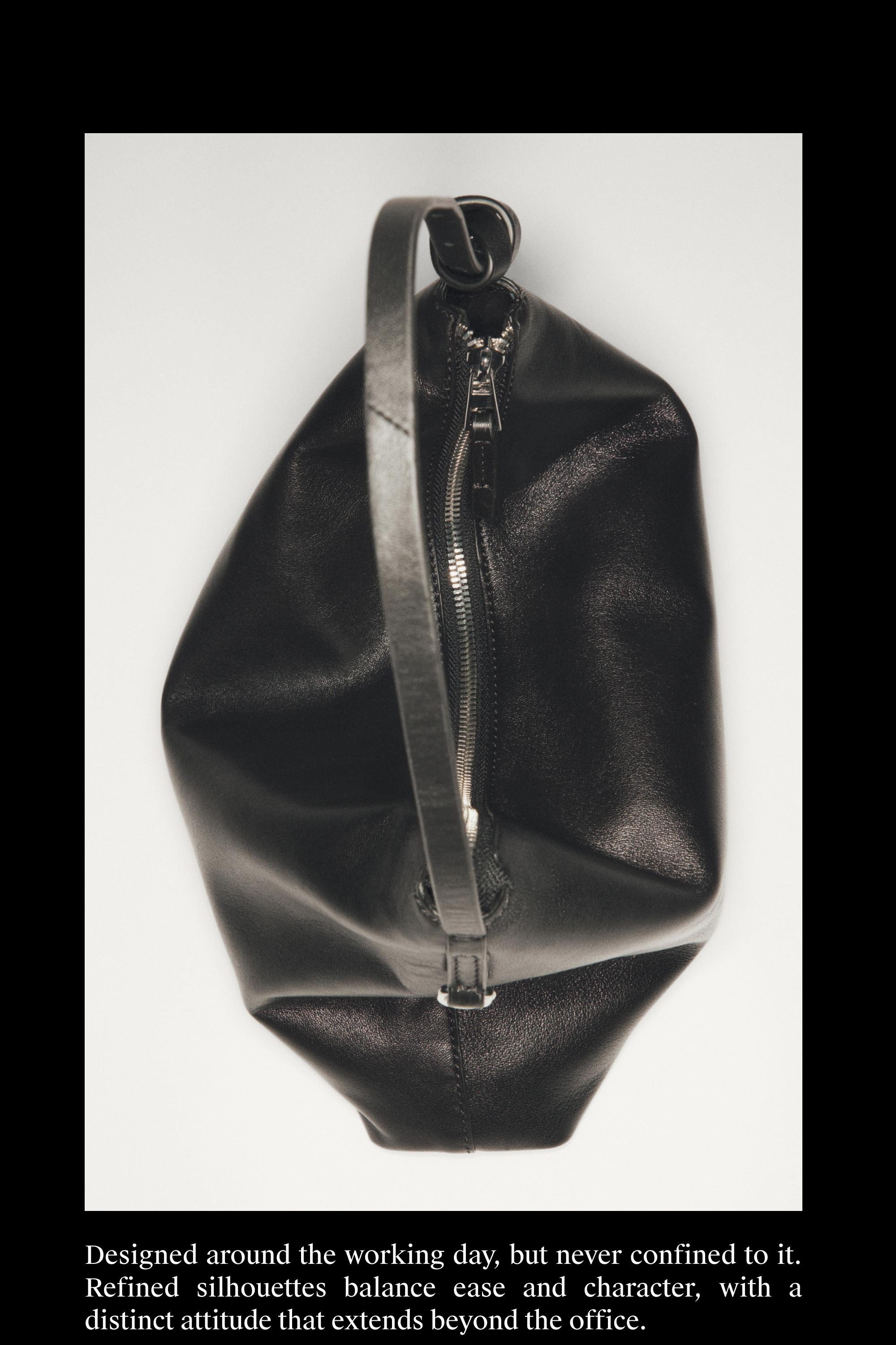 Medium nappa leather bag — Black