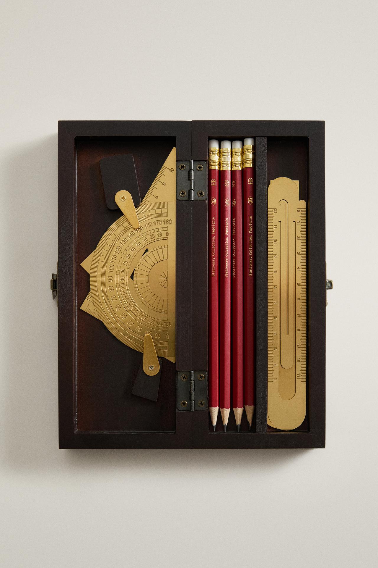 DRAWING AND MEASURING SET — Multicoloured