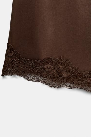 SHORT MINI SATINÉ DENTELLE - Marron foncé de Zara - Image 5