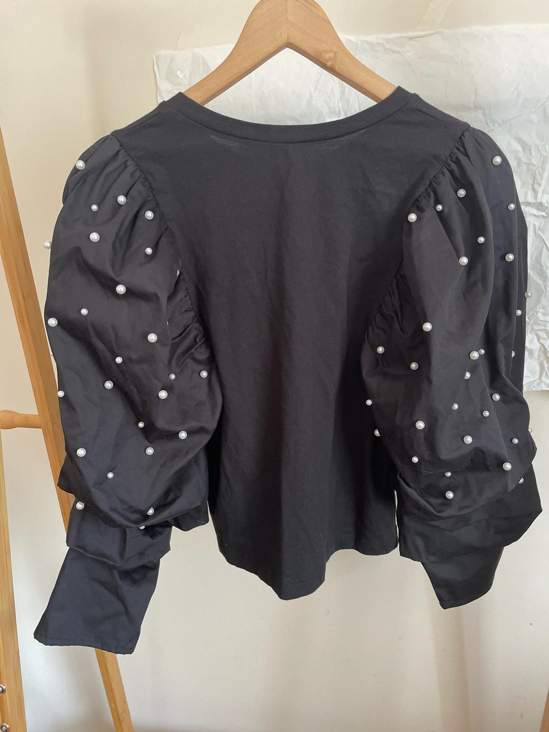 SWEATSHIRT WITH FAUX PEARLS - Image 2