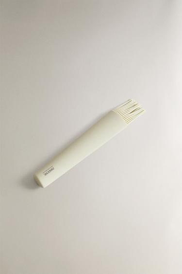 SILICONE PASTRY BRUSH - Cream by Zara - Image 1