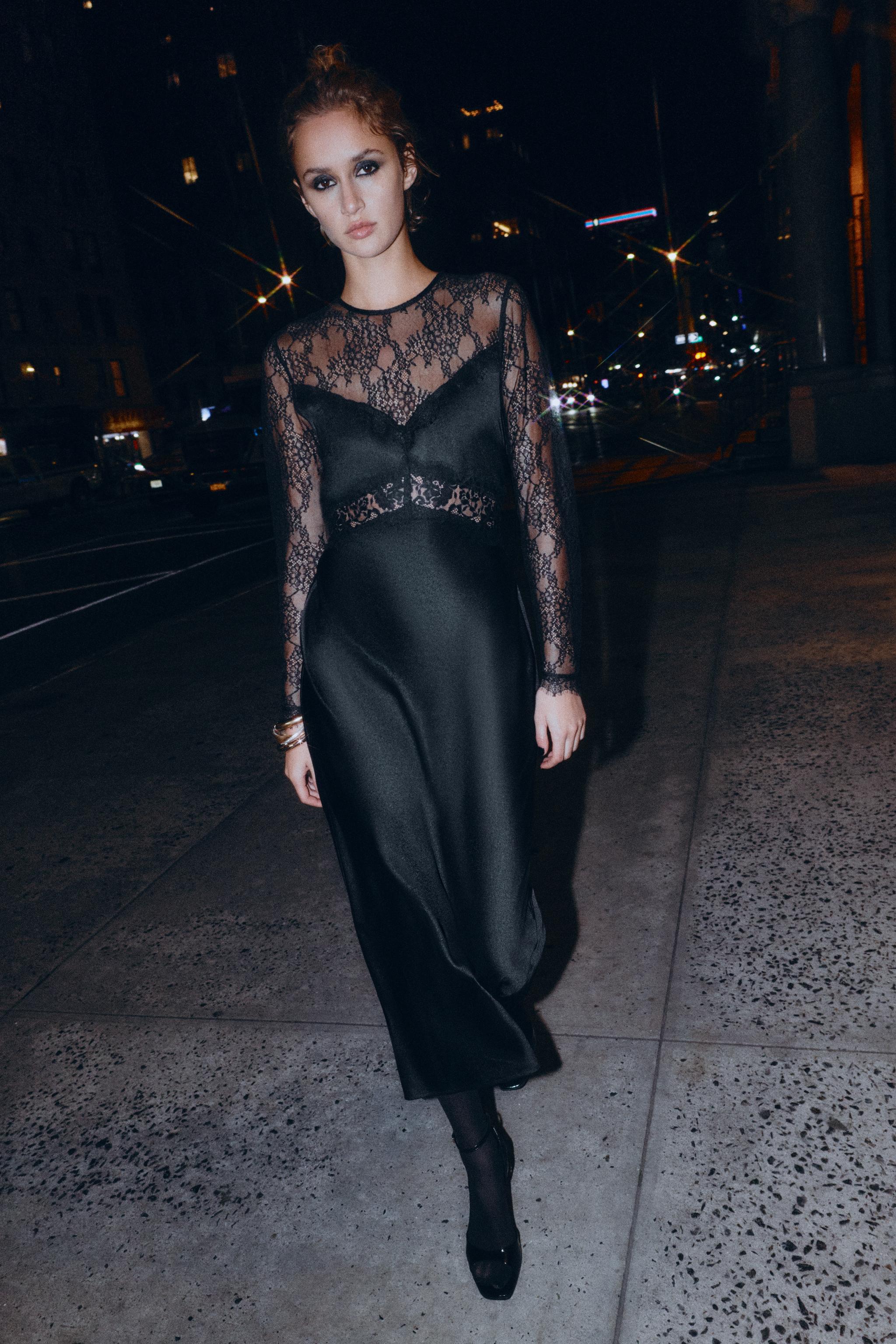 ROBE LONGUE BIMATIÈRE DENTELLE