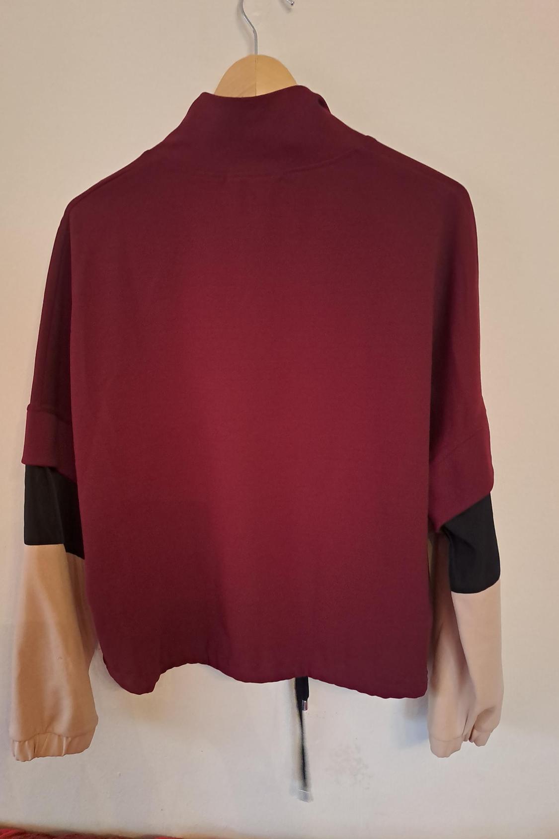 COLOUR BLOCK SWEATSHIRT - Image 3