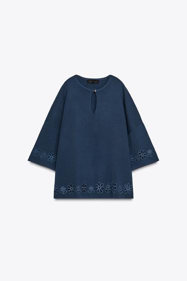 لباس علوي مغزول بتطريز مخرّم - أزرق فاقع by Zara